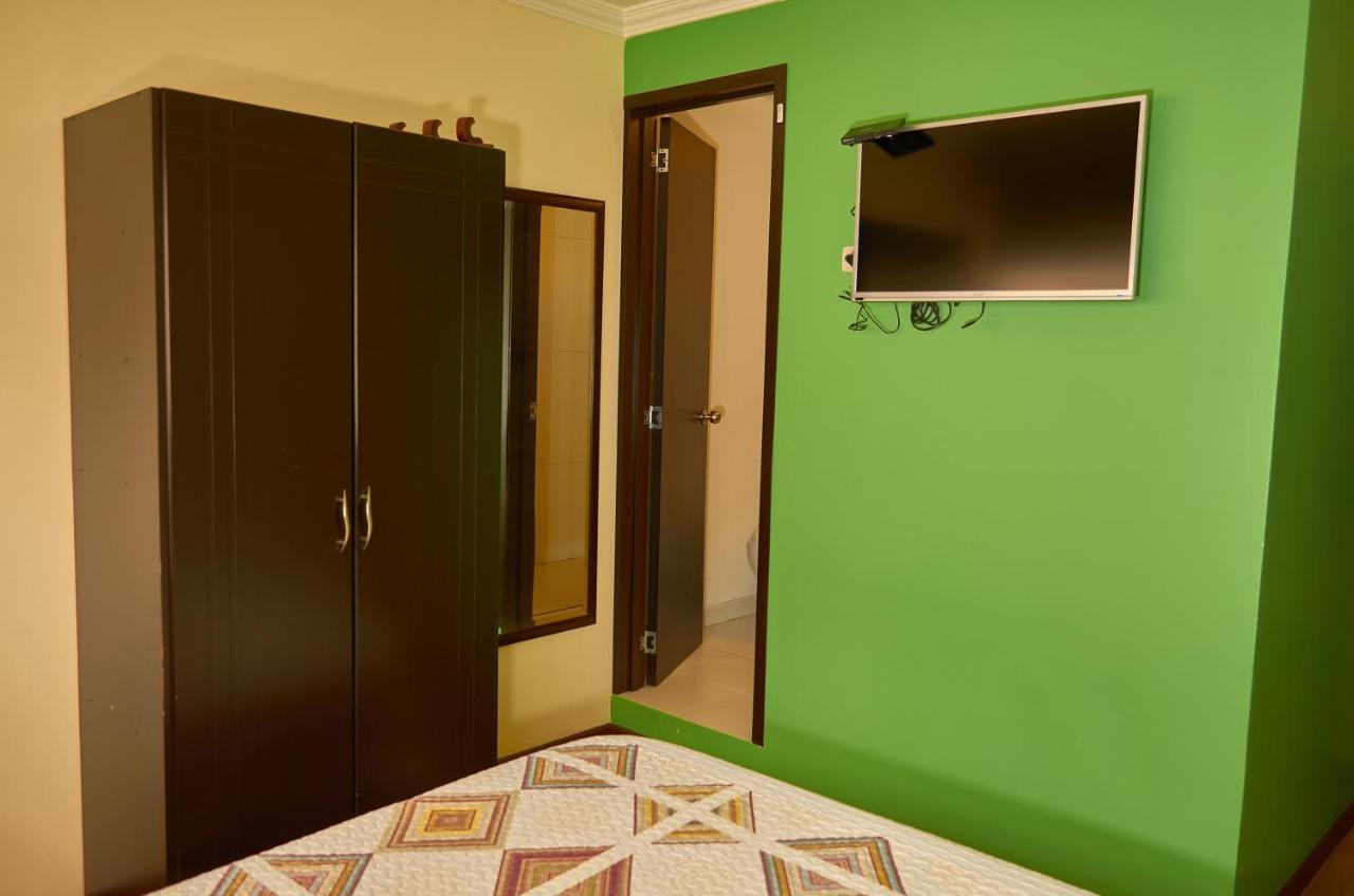 Hotel Alojate In Μπογκοτά Εξωτερικό φωτογραφία